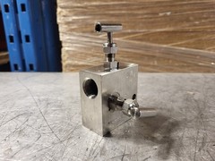 ANDERSON GREENWOOD CROSBY PTMVIS4SG Stainless Steel Manifold Valve