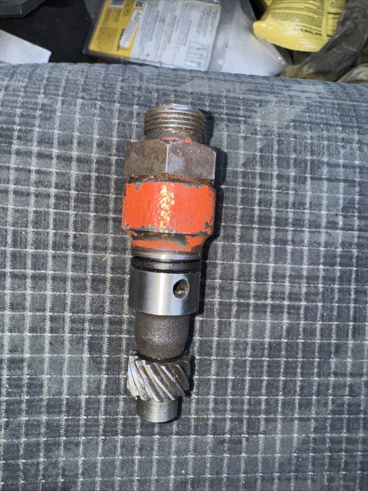 1982 Case 1190 Tractor Tach Drive