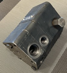 Genuine OEM CAT 268-1900 Fuel Transfer Pump (313-7770, 255-8113, 169-8615) 3500