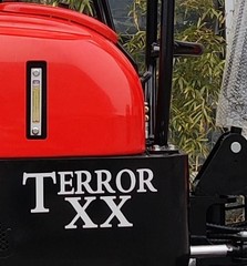 TYPHON TERROR XX 4000lb Mini Excavator Kubota D902 Engine Double Auxiliary Valve