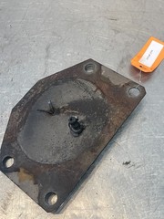 1979 Massey Ferguson MF 2775 Tractor Lower Transmission Clutch Cover Plate