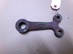 John Deere M 40 front axle steering arm center