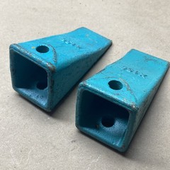 LOT OF (2) X156 & P156 Bucket Tooth Assembly fits Hensley 156