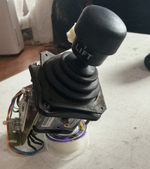 jlg boom lift joystick controller ,2 axis , 1600284