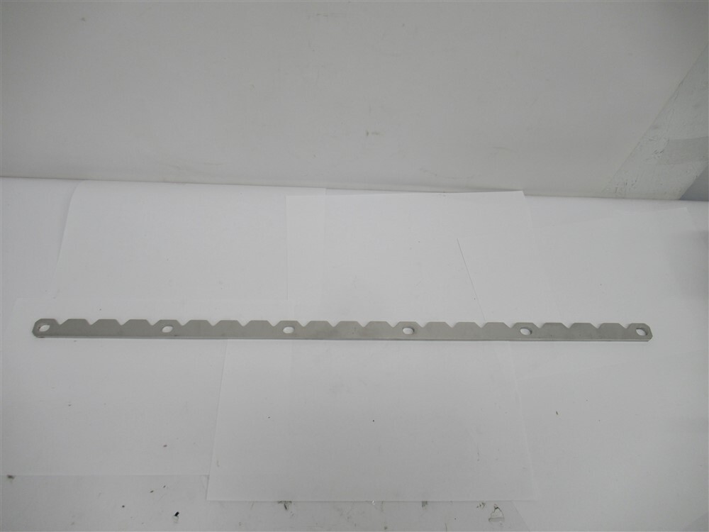 Teeth Strap DET Roller, 30-5/8″ Long, 1/4″ Thick, 15/16″ Wide