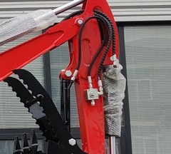 TYPHON TERROR XX 4000lb Mini Excavator Kubota D902 Engine Double Auxiliary Valve