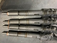 Iveco F5H Injector Takeoffs Fits Case New Holland OEM 5801569141 Tier 4B Four