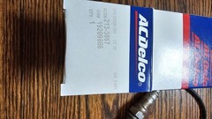 GM1) GM General Motors Genuine OEM Oxygen Sensor 213-3528