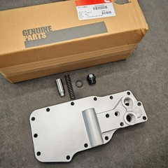 Brand New 3979393 Lubricating Oil Filter Head for Cummins 4B B3.9 ISB 6B B5.9