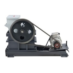 VEVOR Jaw Crusher 6.10 x 5.12 inch Feed Size Stone Rock Crushing Machine 220V
