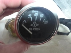 MARINE Oil pressure gauge with oil sender 1/8 pipe threads 2 1/16″ 80 psi
