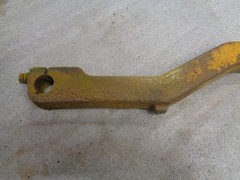 JOHN DEERE 1010 CRAWLER / DOZER. L.H. STEERING LEVER T16965T.