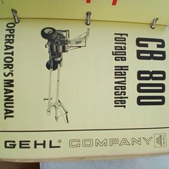 GEHL AGRICULTURE SERVICE OWNERS MANUAL BINDER OF Over 30 MIXED MANUALS