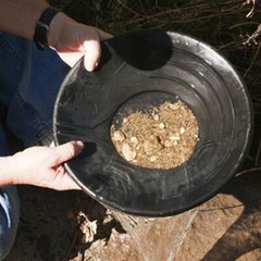 Gold Pan 34 cm 14 inch Black Plastic Gem Fossicking Panning Prospecting Detector