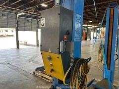 2009 Lot of (4) SEFAC PMZ Portable Heavy Duty Electrical Equipment Lift bidadoo