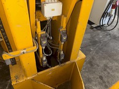 (4) 20 TON (160,000 LBS TOTAL) RAILQUIP / NEUERO HEAVY DUTY MOBILE VERTICAL LIFT