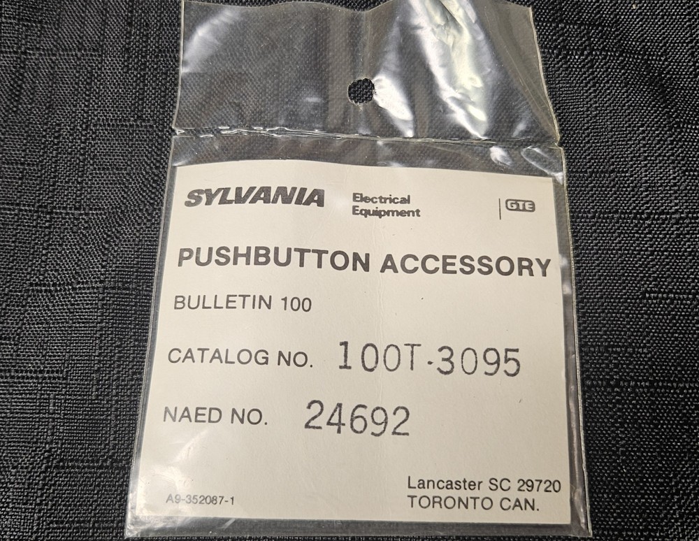 Sylvania Cema Torino Key GTE Electrical Equipment CAT NO. 100T-3095 NAED SEALED