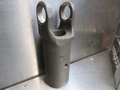 Neapco 15-5376 Yoke 1-1/4″ Bore 1/4″ KW