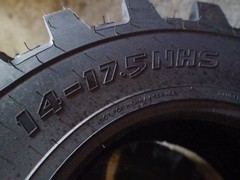 14×17.5 R14T TIRE NEW COSMETIC BLEM 6PLY 14175 14 17.5