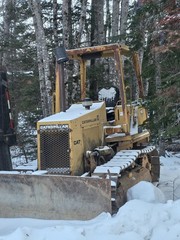 One Owner 1988 Cat Dozer D3 3500 Hrs, Brand New Sprockets Chain And Pads