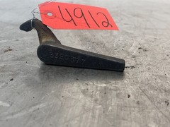 Massey Ferguson MF 2775 Tractor Lever 3320377