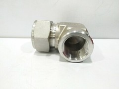 SWAGELOK SS-1610-8-12 FEMALE ELBOWB 1”TUBE X ¾ FEMALE PIPE