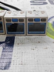 SMC ZSE30-01-65-M PRESSURE SENSOR MONITOR