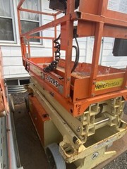 JLG 2014 Electric Scissor Lift 19′ Lift, 1932 RS