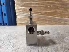 ANDERSON GREENWOOD CROSBY PTMVIS4SG Stainless Steel Manifold Valve