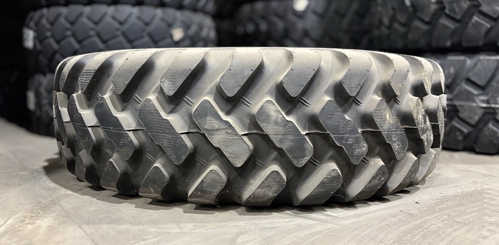 15.5R25 Bridgestone VUT ** – Military Tire