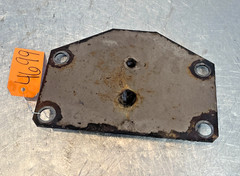 1979 Massey Ferguson MF 2775 Tractor Lower Transmission Clutch Cover Plate