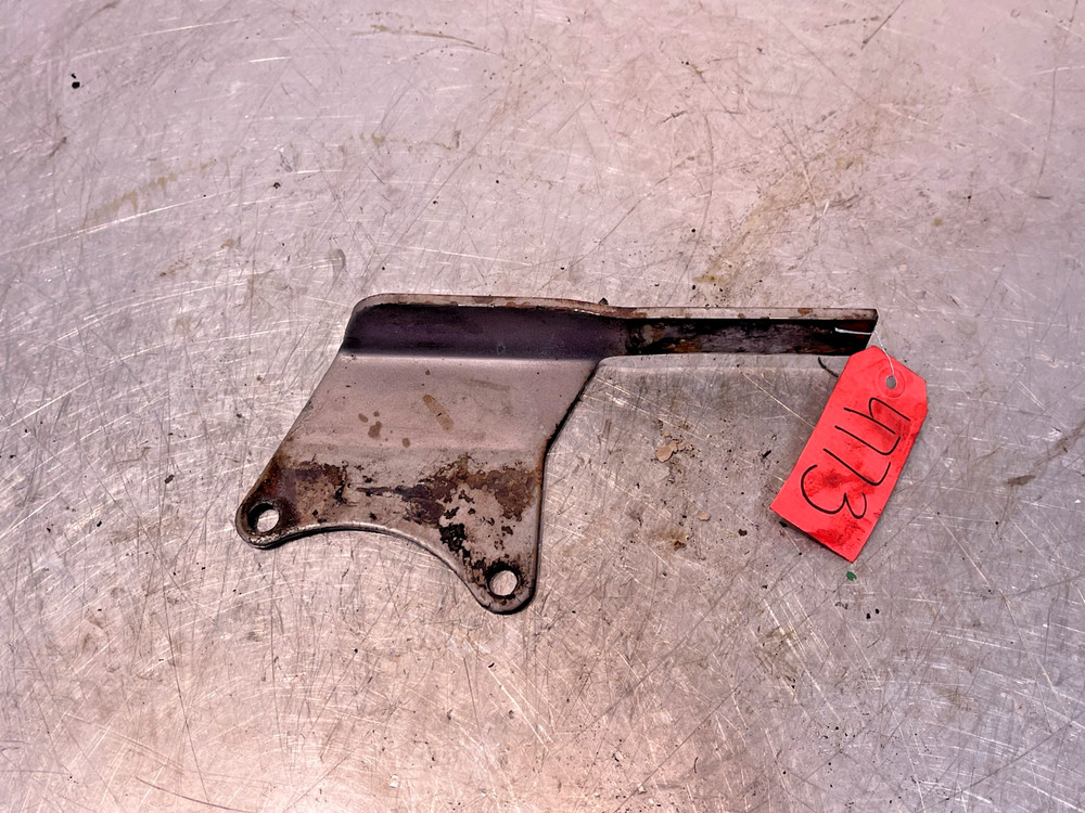 Massey Ferguson MF 2775 Tractor Hydraulic Coupler Bracket