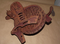 VINTAGE ROOT-HEATH NEVER FAIL CAST IRON CORN SHELLER HAND CRANK RUSTIC