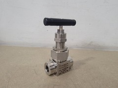SURPLUS NEW Swagelok SS-6NBF4 6000PSIG 100F Union Bonnet Needle Valve – Parts
