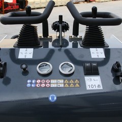 15 HP Mini Skid Steer Loader B&S Hydraulic System Electric Start W/ 7 Attachment
