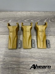V17 Style Digging TEETH 3 PK & LOCK PINS Excavator V17TYL