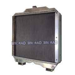 Radiator Fit for Case IH Farmall New Holland 60 70 80 90 95 TD5010 TD5020 TD5030