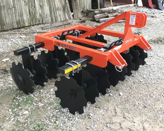New Dirt Dog HD 6 ft Disc Harrow model 200-5 (FREE 1000 MILE DELIVERY FROM KY)