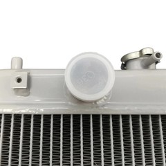 For Kubota L4760 L5040 L5060 L5240 L5460 L5740 New Tractor Radiator TD270-16010