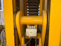 (4) 20 TON (160,000 LBS TOTAL) RAILQUIP / NEUERO HEAVY DUTY MOBILE VERTICAL LIFT