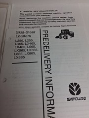 New Holland 42086530 Operator’s Manual L865 LX865 LX885 Skidsteer