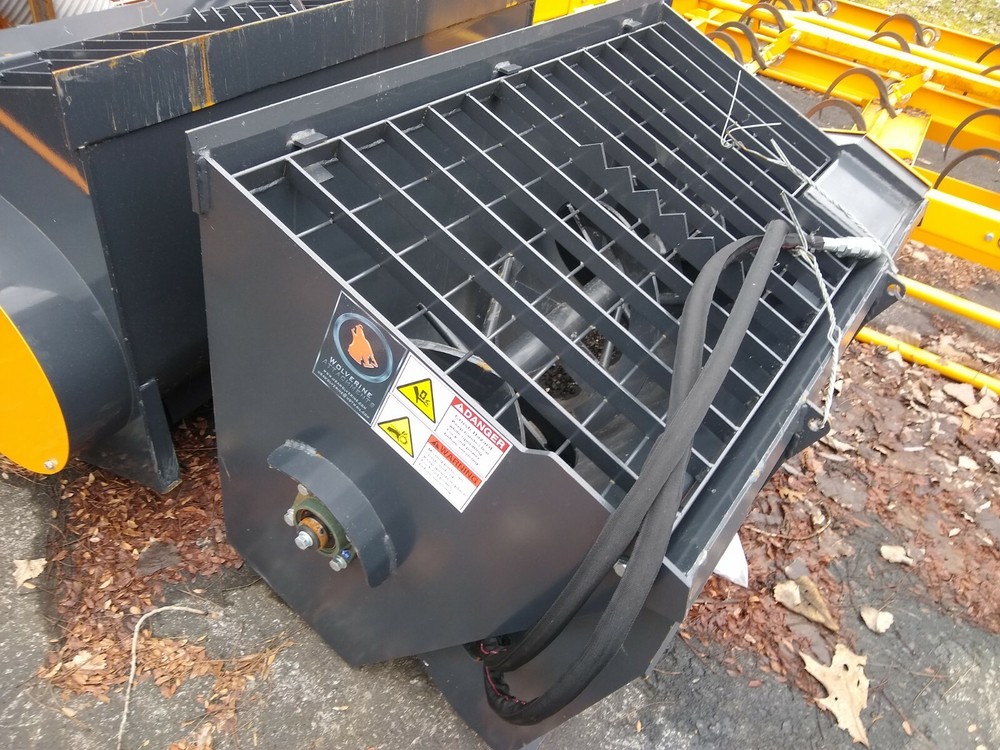 New Wolverine self loading skid steer concrete mixer mixing bucket no pump