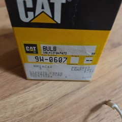 2 Bulb 9W0607 Caterpillar 262D3 262D 262C2 262B 259DLRC 259D3 259B3 257D 257B