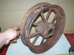 F&H Round Spoke Front Tractor Wheel 16″ Rim FRENCH HECT HC223 Original Implement