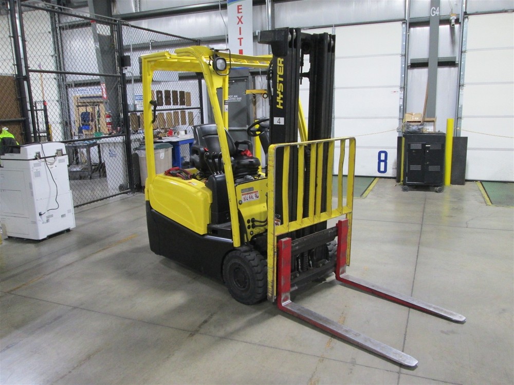 2020 Hyster J35XNT 3500lb Electric 3 Stage Mast 36-Volt Side Shift Forklift #4