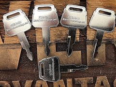 5 keys for Kobelco-Kawasaki Excavator Heavy Equipment Fits Many Models K250
