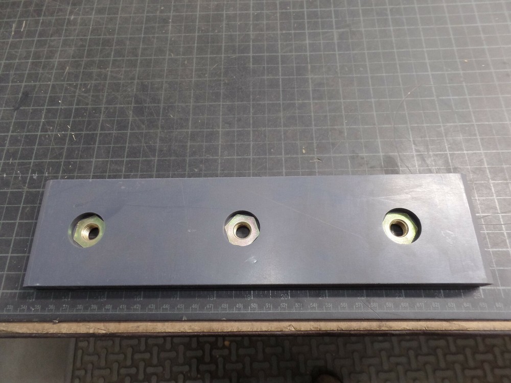 GENUINE TEREX 0516T6711 SLIDER WEAR PAD, N.O.S.