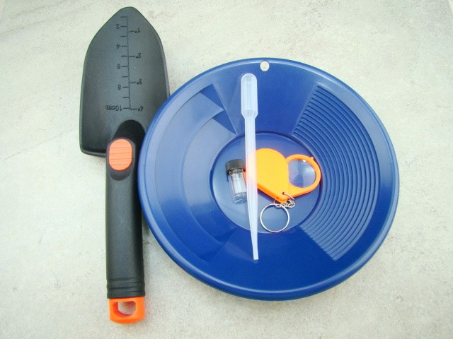 5 pc Kids Gold Panning Kit-Christmas Gift-Blue Pan-Snuffer-Vial-Scoop-Magnifier