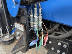 UNUSED 2023 NEW HOLLAND WORKMASTER 25S- ENCLOSED CAB W/ HEAT- LOADER- ONLY 9HRS!