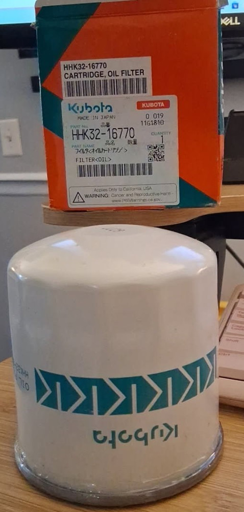 (HHK32-16770) Kubota OEM Oil Filter – New in Box